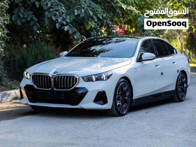 2024 بي ام دبليو الفئة 5 530e