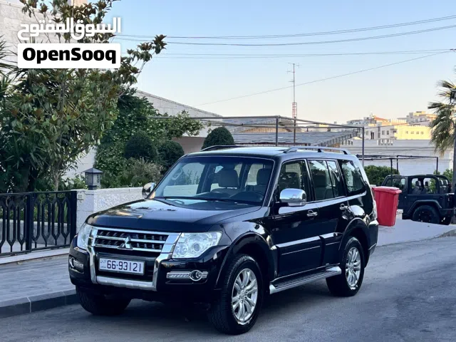 2017 Mitsubishi Pajero GLS