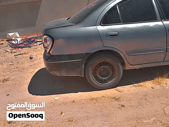 2004 نيسان صني S
