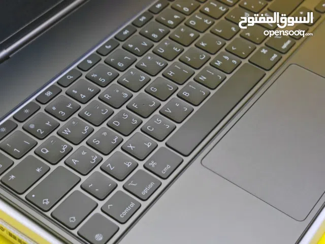 كيبورد ابل ماجيك ايباد برو 13 انش – يدعم M4 و M5 – مستعمل كالجديد