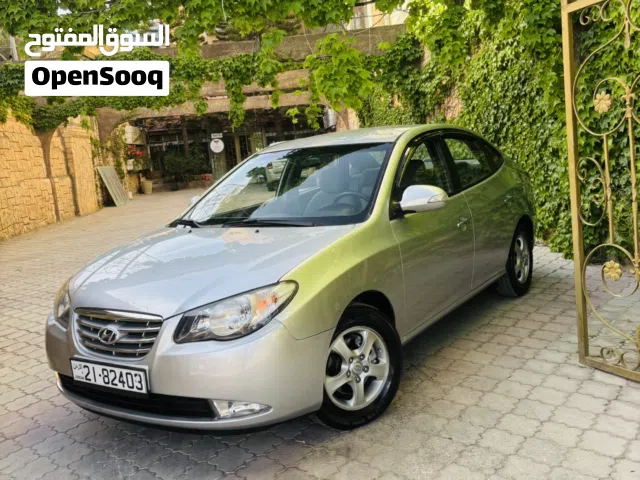 2010 هيونداي افانتي SE