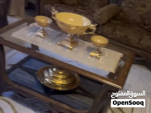 طقم كنب حلبي فاخر مع طاولة وسط و جوانب