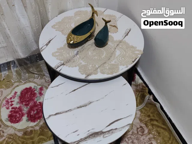 طبلات ثنين كبيره وصغيرة