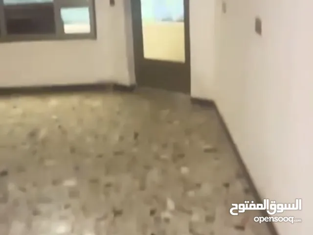 بيت للايجار مساحة 170 متر