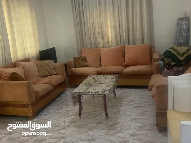 115 m2 2 Bedrooms Apartments for Sale in Zarqa Jabal Tareq