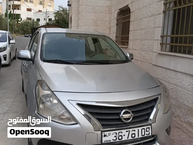 2017 نيسان صني SL