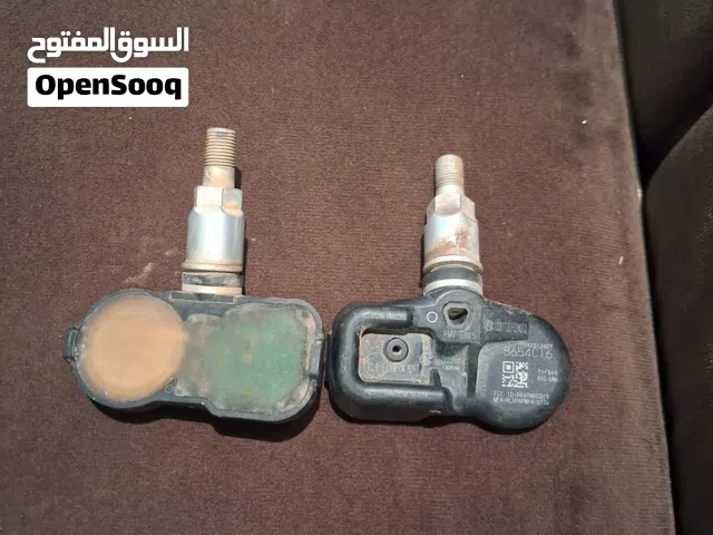 يتوفر سنسنرات تواير من 2013الى 2020وكاله مستعمل تشليع..كامري ولكزس وافلون وكورولا..