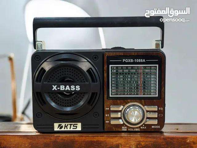 سبيكر شكل كلاسيكي /المميزات بالوصف