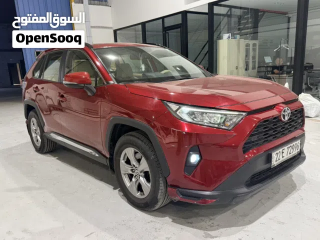 2022 تويوتا راف فور XSE