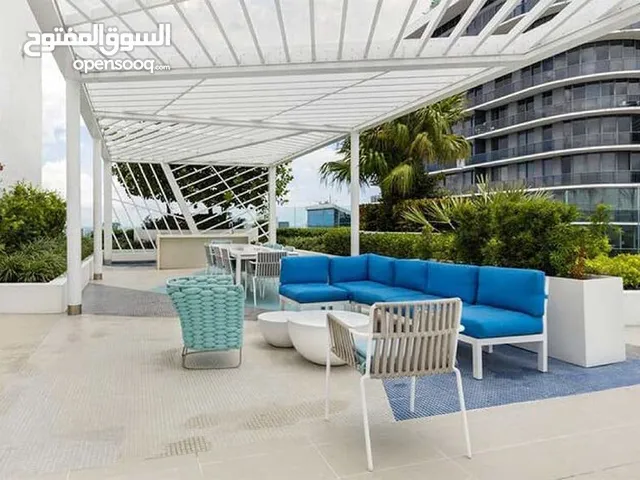 استثمارك المثالي: شقة فاخرة بإطلالات خلابة وموقع متميز في قلب دبي لاند وبمساحة واسعة  784 قدم