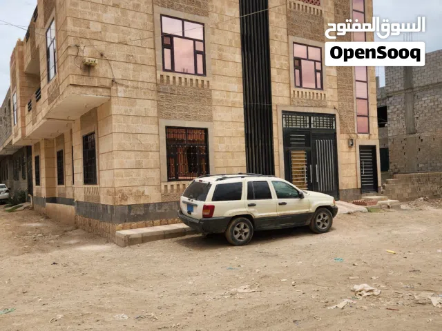 Building for Sale in Sana'a Sheikh Zayed Street