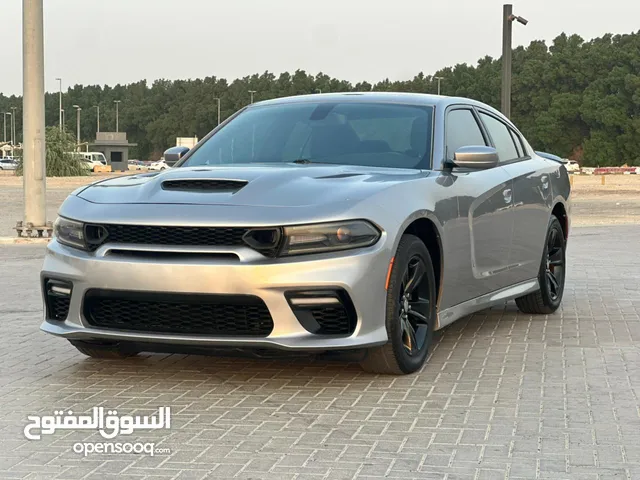 دودج تشارجر خليجي 2016 6 سلندر بحالة ممتازة جاهزة للتسجيل والاستخدام موجودة في الشارقة سوق الحراج