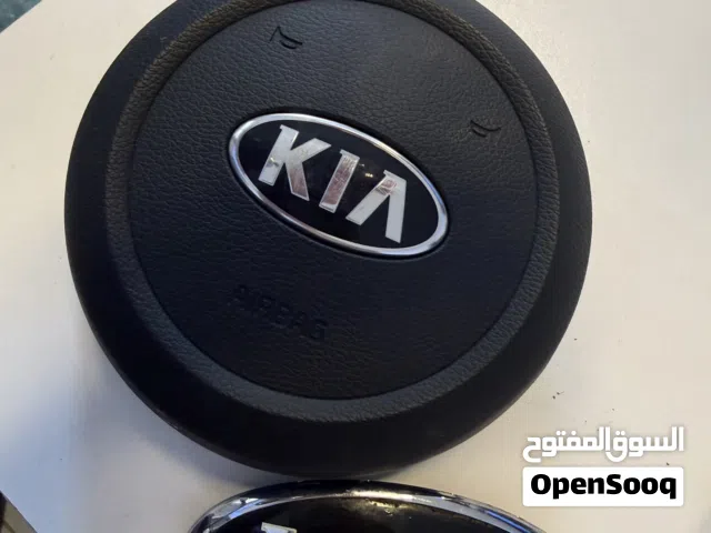 غلاف ايرباك و علامة براونطي كيا فورتي 2020