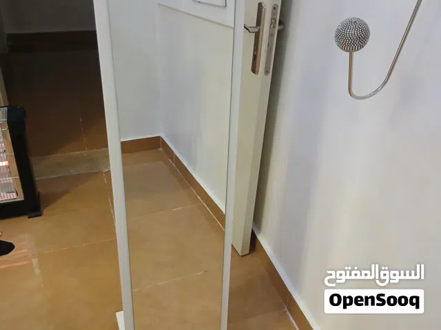 مريا وتنين كاميدوني وكرسي زيانه