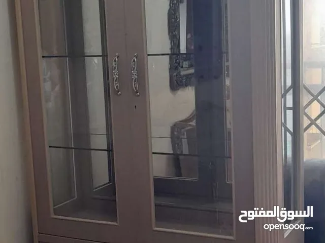 نيش خشب زان استعمال خفيف جدا لمده 6 شهور اثاث عريس 10 ألاف نهائى بدون فصال