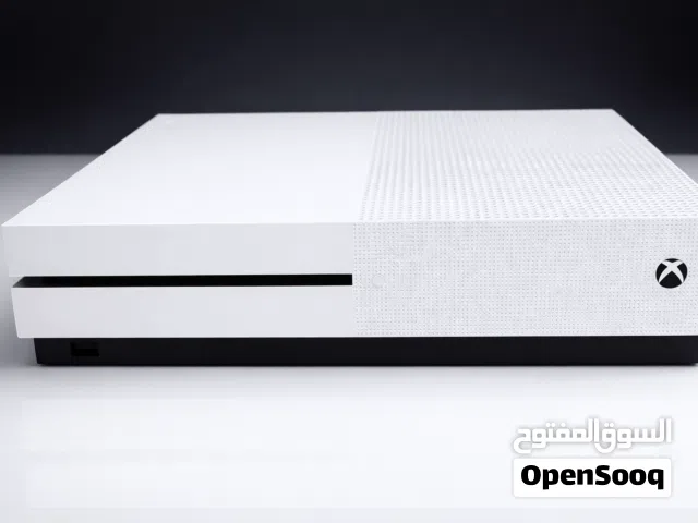 للبيع جهاز Xbox One S مساحة 500 جيجا بحالة ممتازة جداً (استعمال راقي