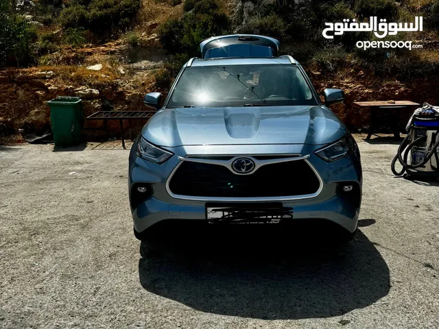 Used Toyota Highlander in Amman