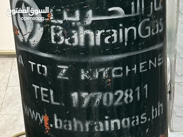للبيع سلندر غاز البحرين الحجم الكبير السعر 35 دينار غير قابل فيه غاز