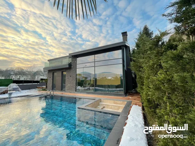 فيلا للبيع على البسفور منطقه سارير
