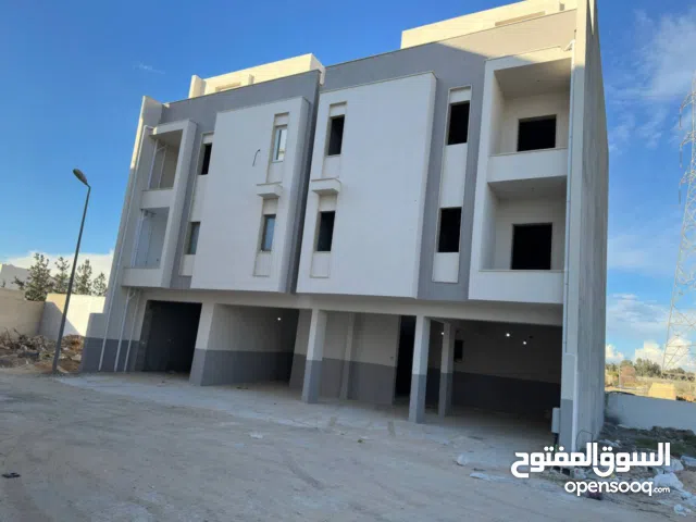 امتلك شقتك الآن – نصف تشطيب بتصميم أنيق وتشطيب خارجي كامل_ عين زارة_بالقرب من زويتة_ جامع الحاراتي