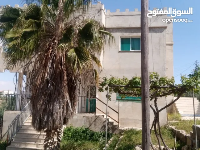 120 m2 4 Bedrooms Townhouse for Rent in Madaba Thiban
