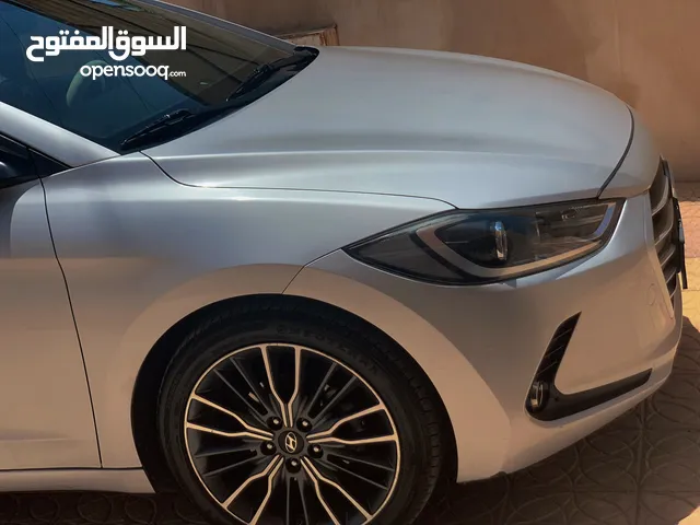 Used Hyundai Avante in Zarqa