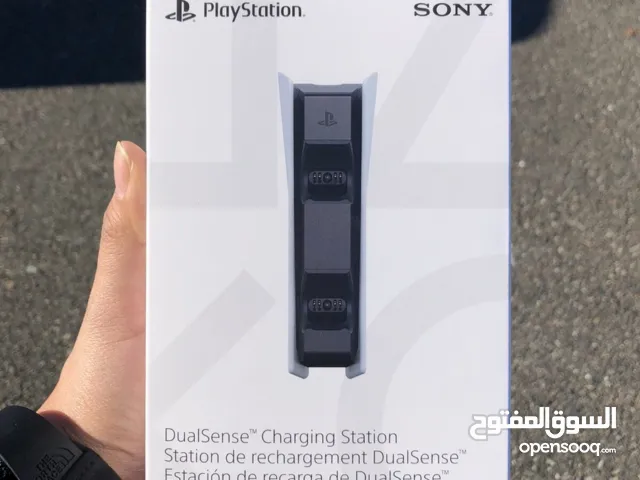 قاعدة شحن يد بلايستيشن 5 اصلية مية مية