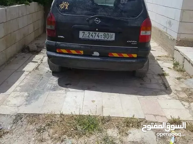 Used Opel Zafira in Hebron