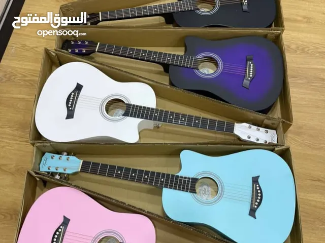 جيتارات اكوسيتك محترفين