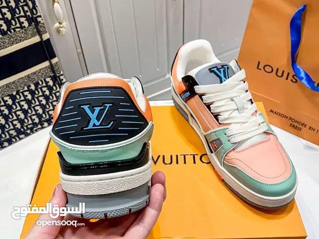 Louis Vuitton trainer shoes Master copy