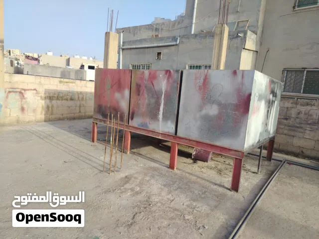 خرانات مياه عدد اربعه مستعمل نظيف بحالة الوكاله