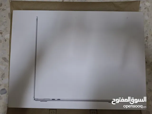 Apple mac book air 15 inch