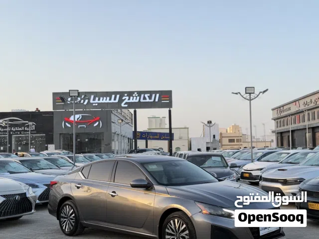 نيسان التيما فول اوبشن SV 2024