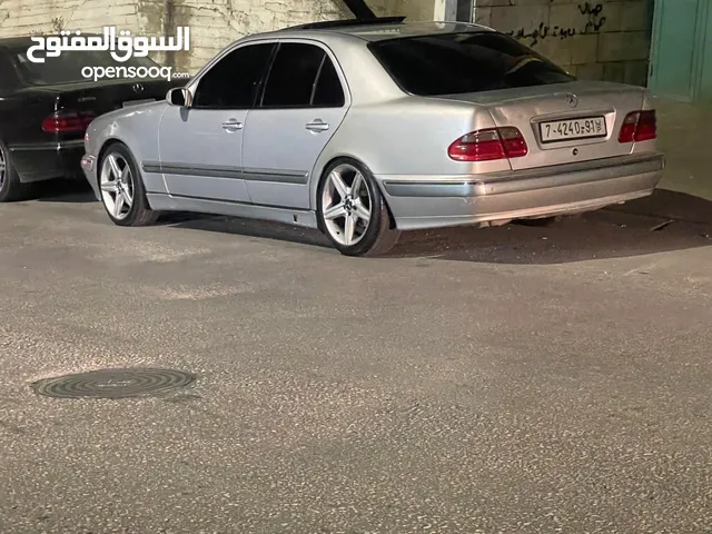 مرسيدس قرش ونص E270