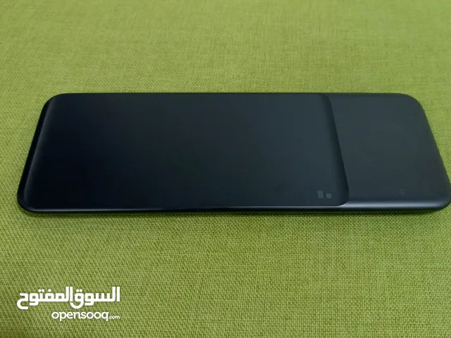 شاحن لاسلكي سامسونج بحاله ممتازه