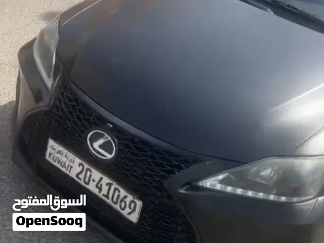 Used Lexus IS in Farwaniya