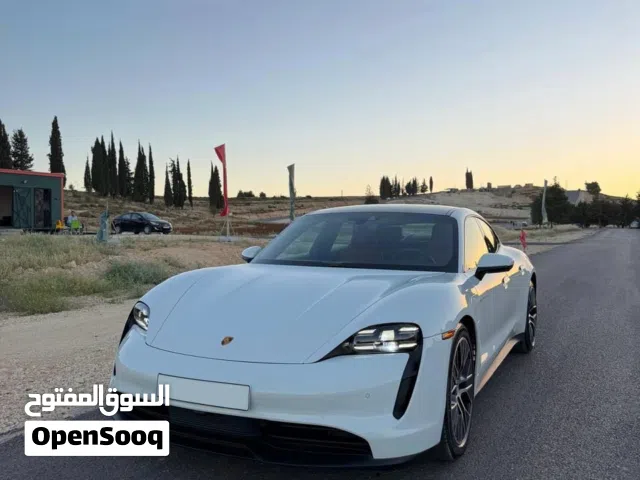 2024 Porsche Taycan 4S
