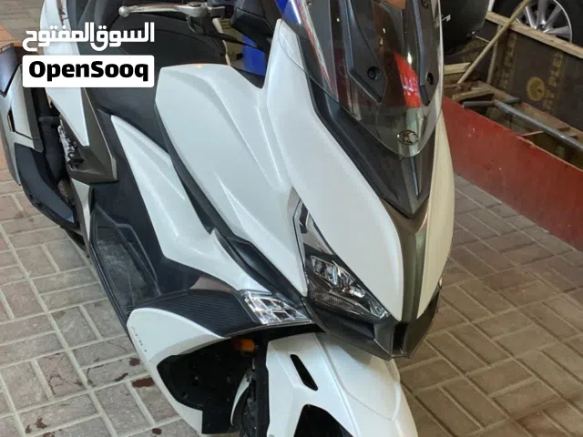 سكوتر كامكو