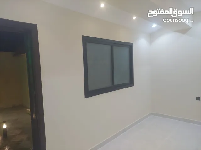 250 m2 5 Bedrooms Apartments for Rent in Jeddah Ar Rawdah