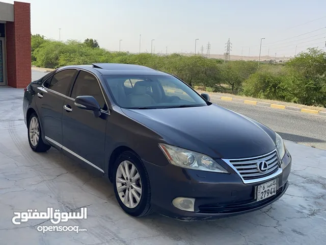 Used Lexus ES in Al Jahra