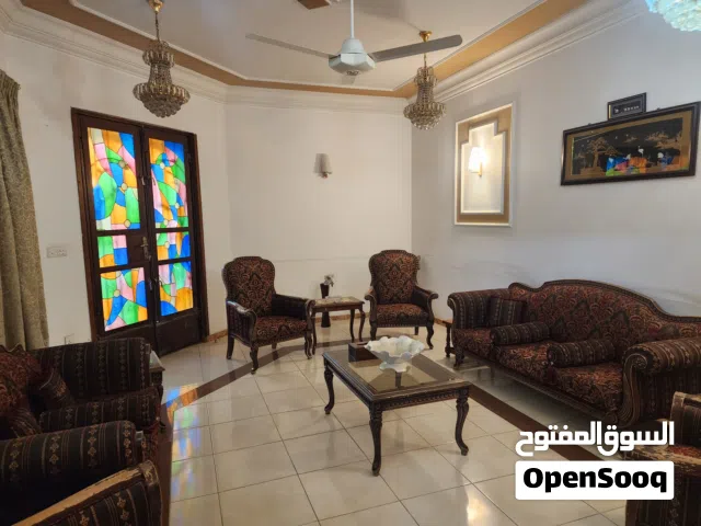 150 m2 2 Bedrooms Apartments for Rent in Baghdad Mansour