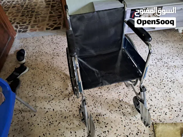كرسي متحرك استعمال خفيف جدا للبيع