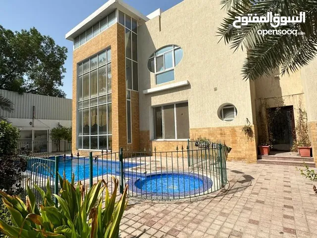Villas overlooking the Corniche are an opportunity for the investor
