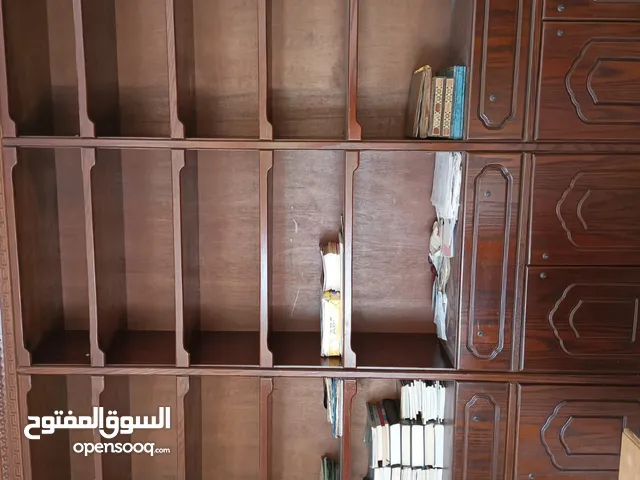 اثاث مكتبي