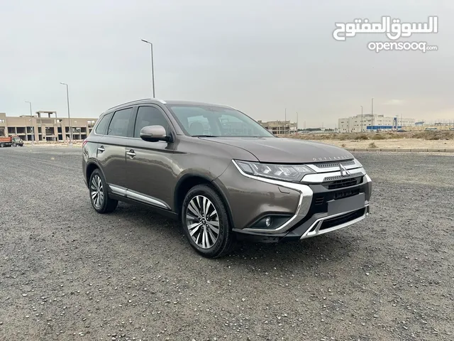 ميتسوبيشي اوتلاندر 2019 الفل اعلى درجة