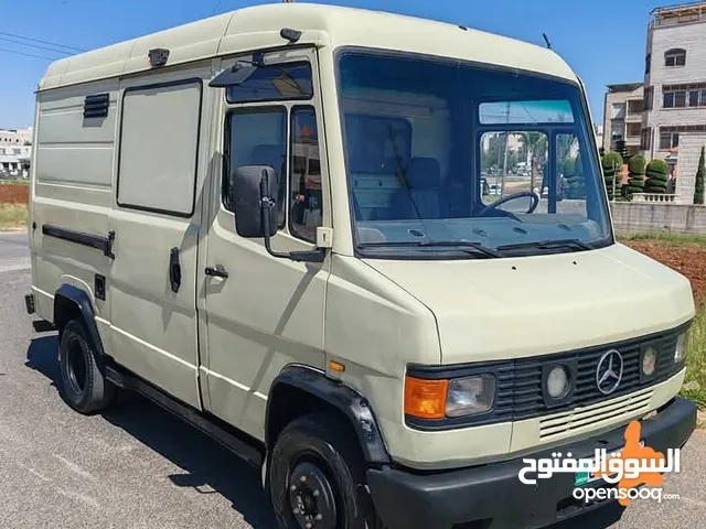 clk320 Lkموديل 95 ماتور 711. تيربو انتر كولر كوشوك نظيف مرخص سنة كاملة مراسلة WhatsApp