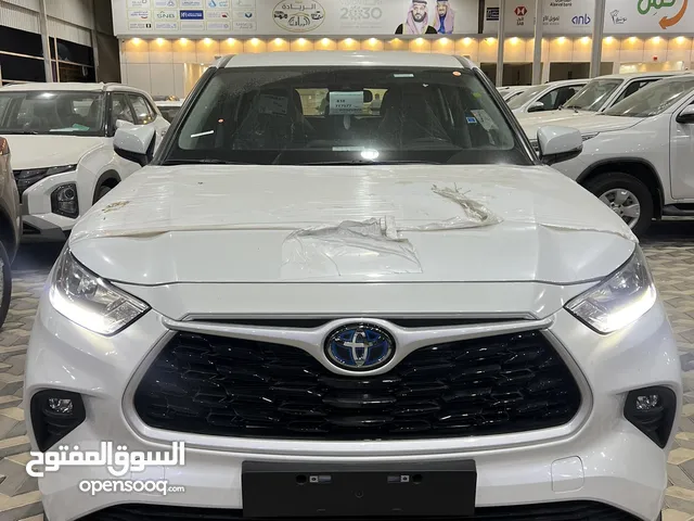 Toyota Highlander 2024 in Al Riyadh