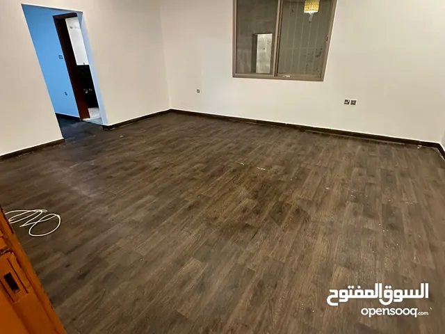 111111 m2 4 Bedrooms Apartments for Rent in Farwaniya Abdullah Al-Mubarak