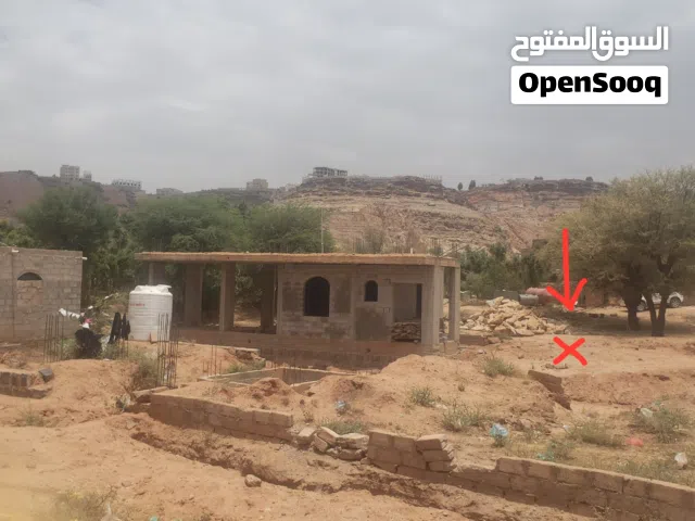 أرضية في صنعاء ذهبان محوطة ومخططة ب30 ألف سعودي