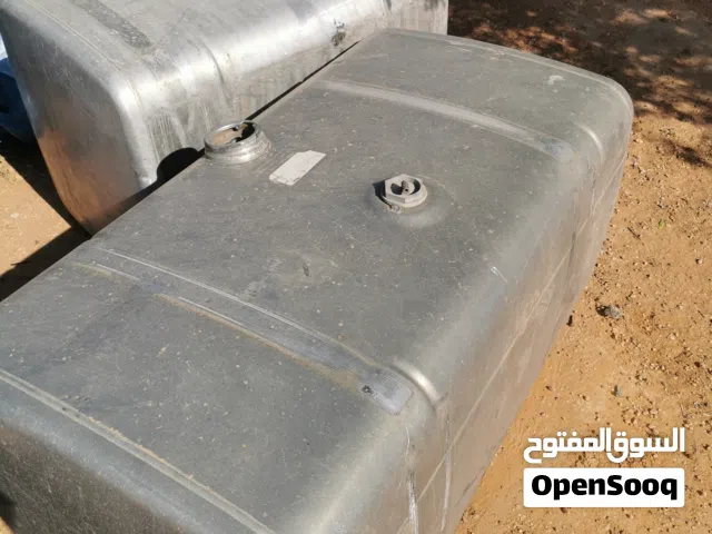 قطع غيار شاحنات